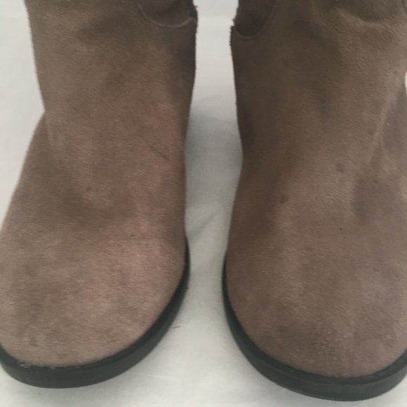 Women's Tall Brown Boots - Picture 6 of 15